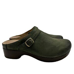 Dansko Berry Forest Green Burnished Nubuck Leather Mule Women's size EU38/US8